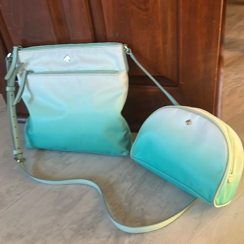Kate Spade  nearly new  2 piece Nylon Travel crossbody& Makeup Bag  Ombre  Clean